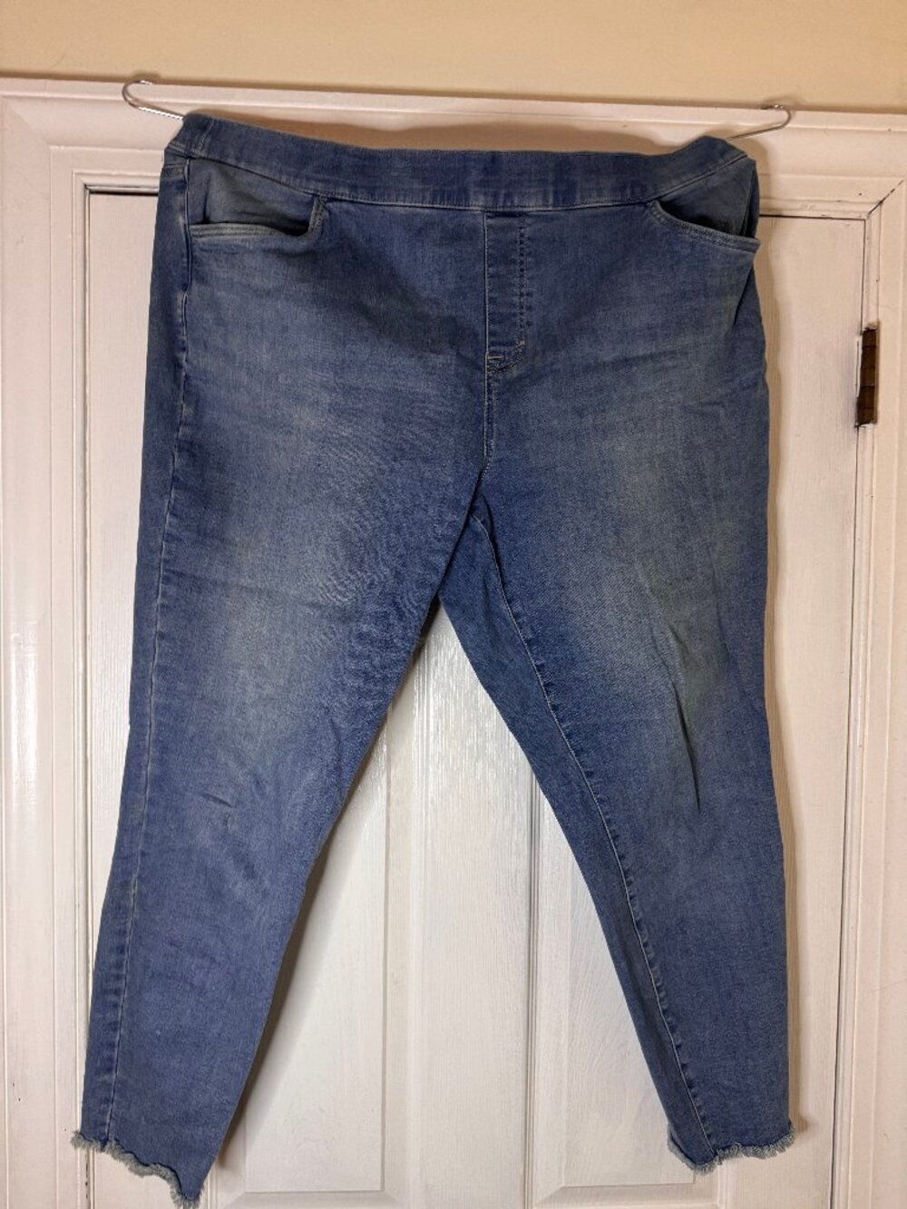 Evri Black Mid Rise Jegging Pull On Skinny Jeans Denim Stretch Women's Size 22W